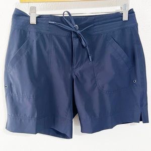 Athleta navy Hudson shorts size 2